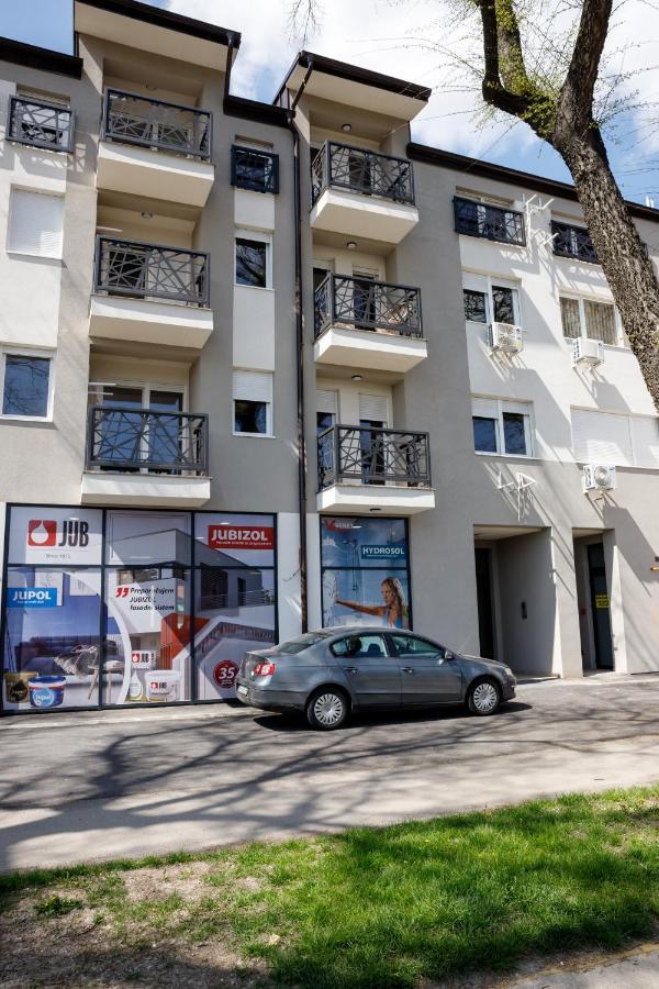Apartman Miluro スボティツァ エクステリア 写真